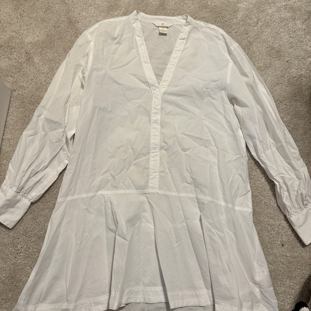 H&M White V-Neck Blouse